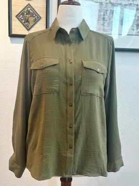 NY Collection Women's Safari Shirt, Size L, NWT, Roll Tab Sleeves
